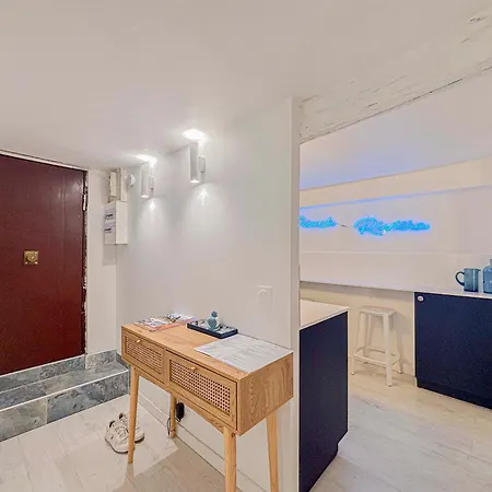 Escale Mediterraneenne - 4pers, Wifi, Ac Apartman
